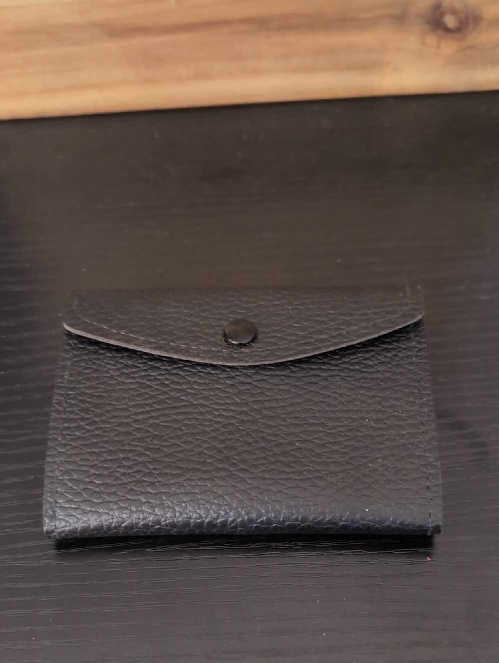 Black Leather Men's Card Wallet - Classic Minimalist